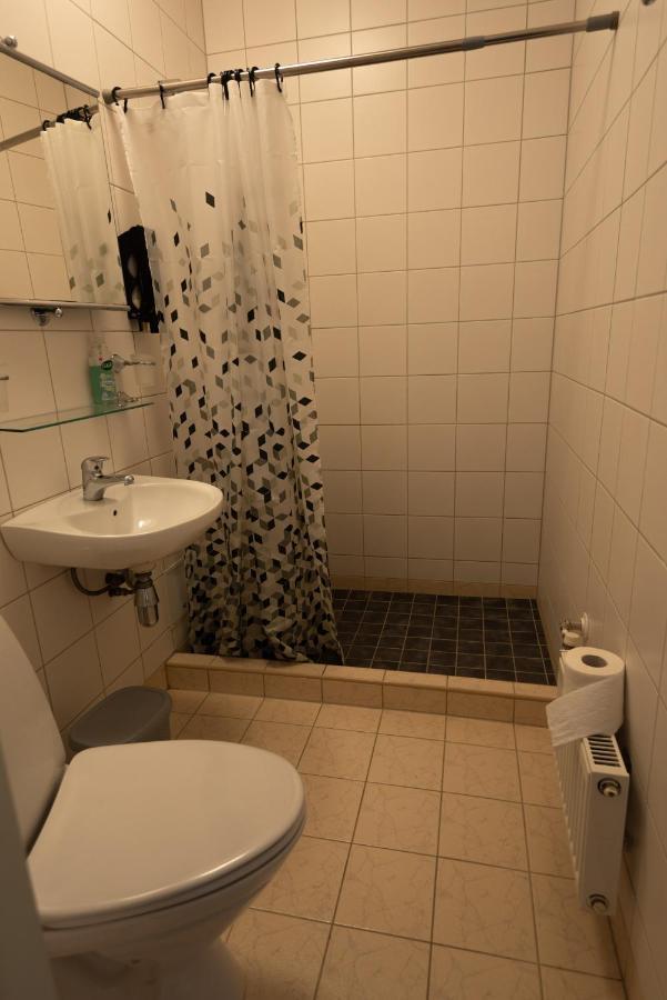 Aiakeskuse Hostel Rakvere Esterno foto