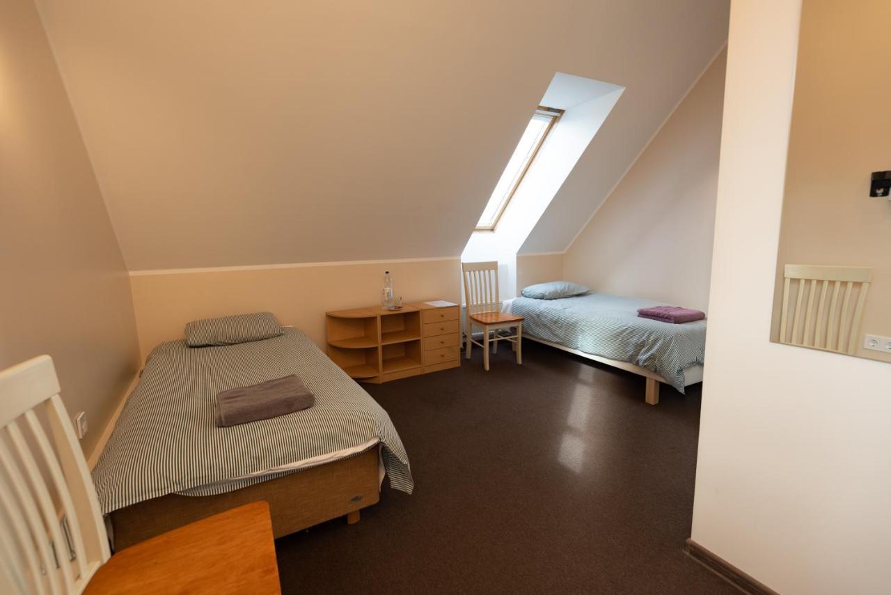 Aiakeskuse Hostel Rakvere Esterno foto