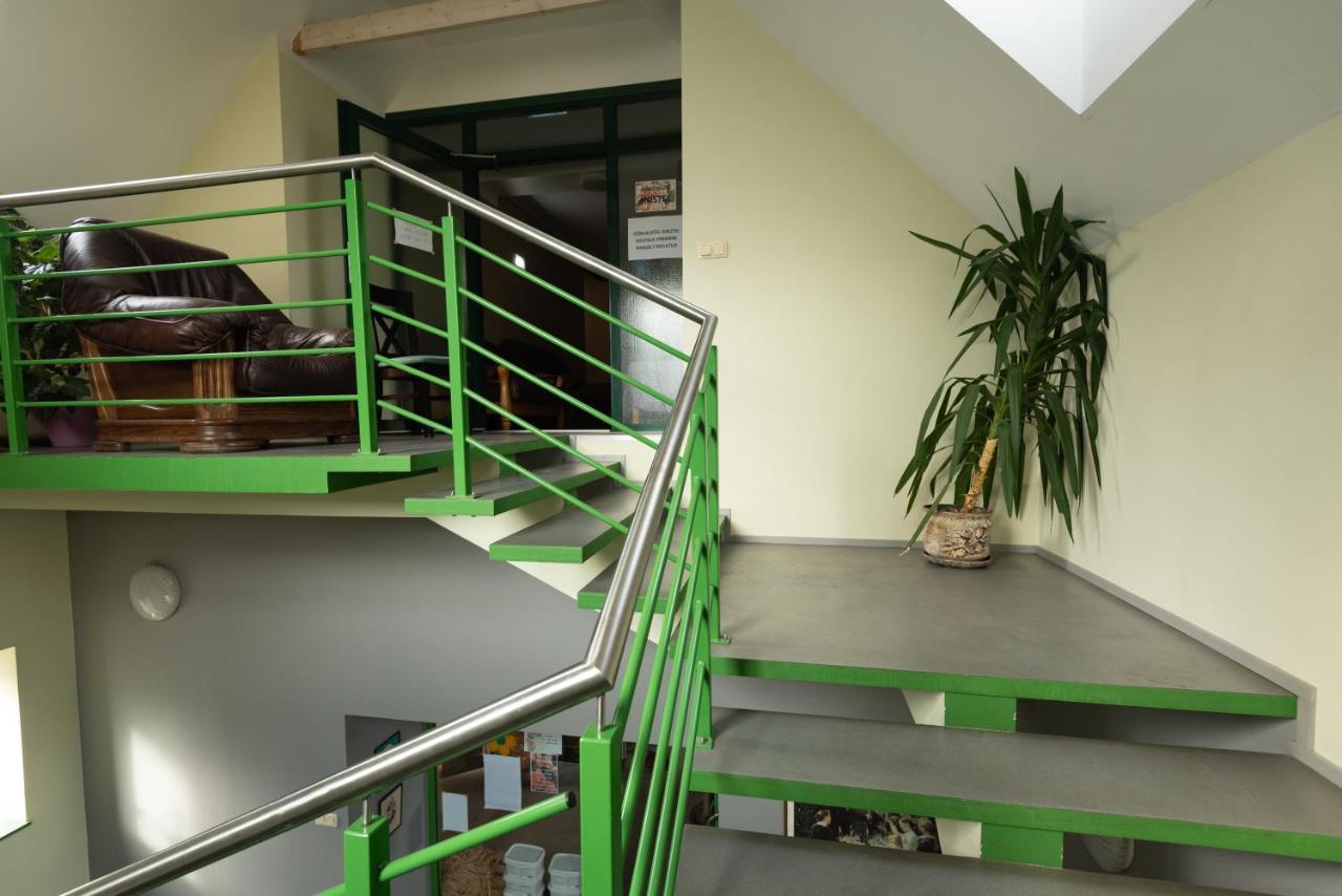 Aiakeskuse Hostel Rakvere Esterno foto