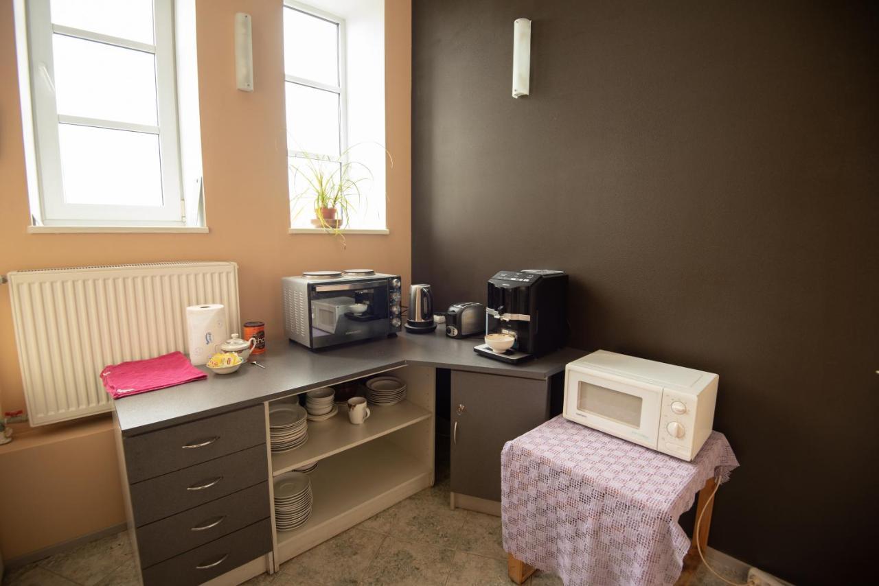 Aiakeskuse Hostel Rakvere Esterno foto