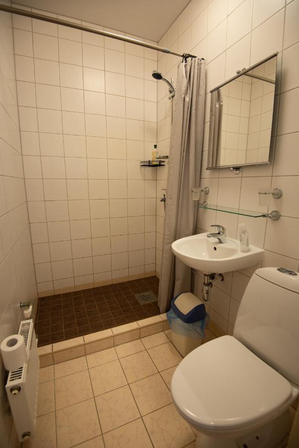 Aiakeskuse Hostel Rakvere Esterno foto