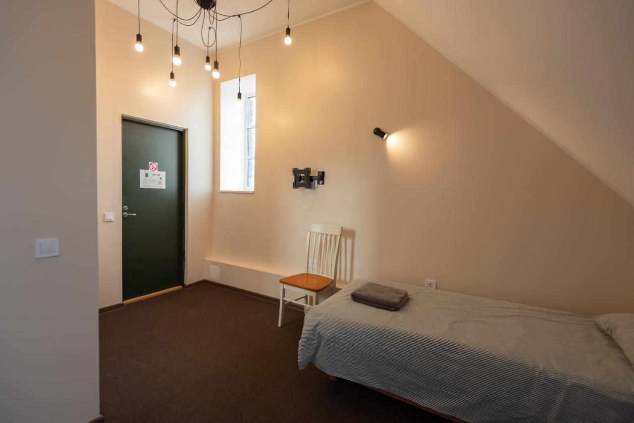 Aiakeskuse Hostel Rakvere Esterno foto